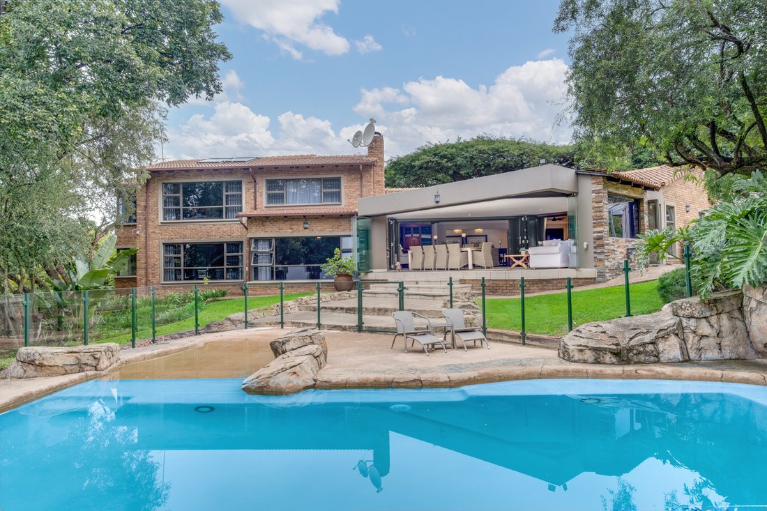 Haus in Broadacres, Gauteng, Südafrika 2 - 17827995