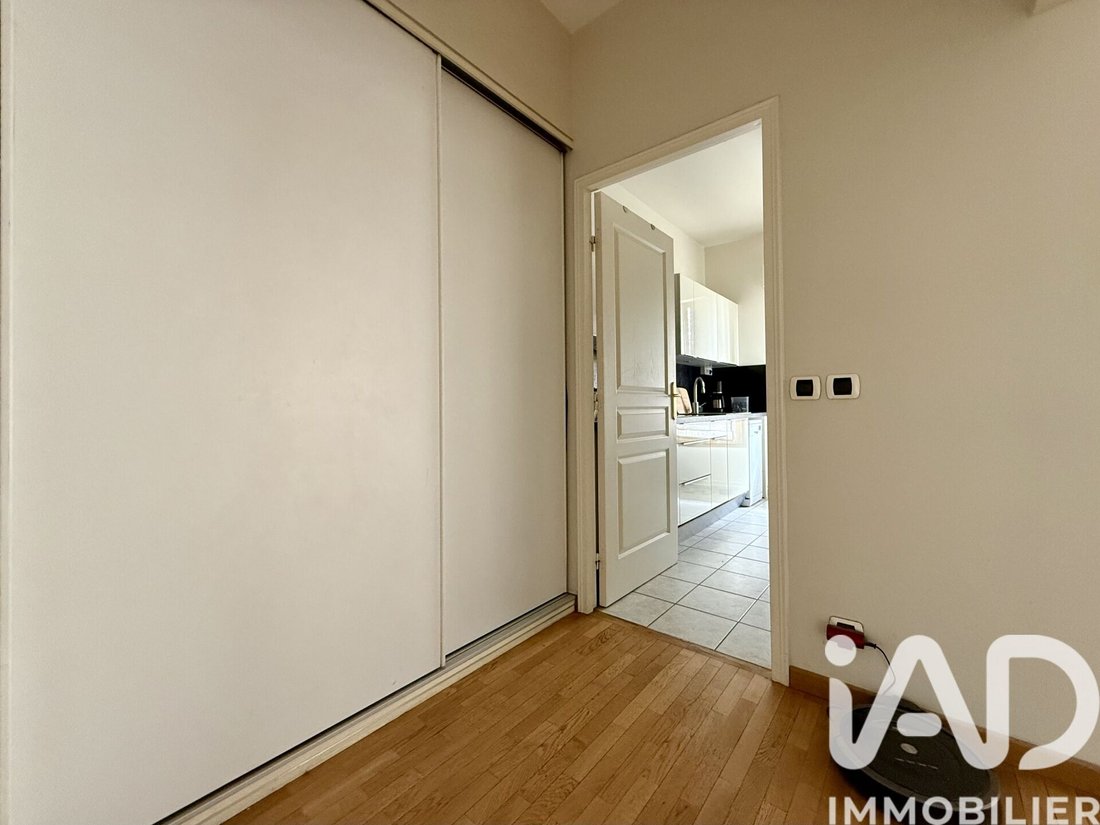 Apartment in Gambetta, Courbevoie, France 5 - 17823641