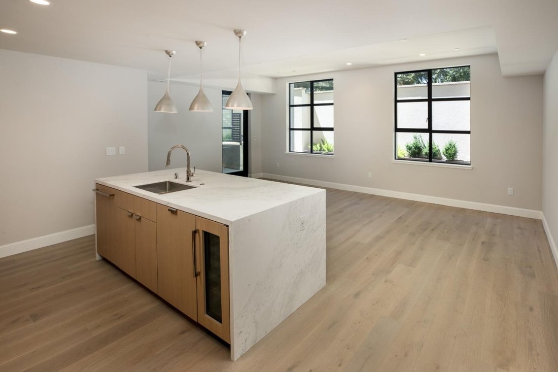 Condo in Los Altos Hills, California, United States 2 - 17830024