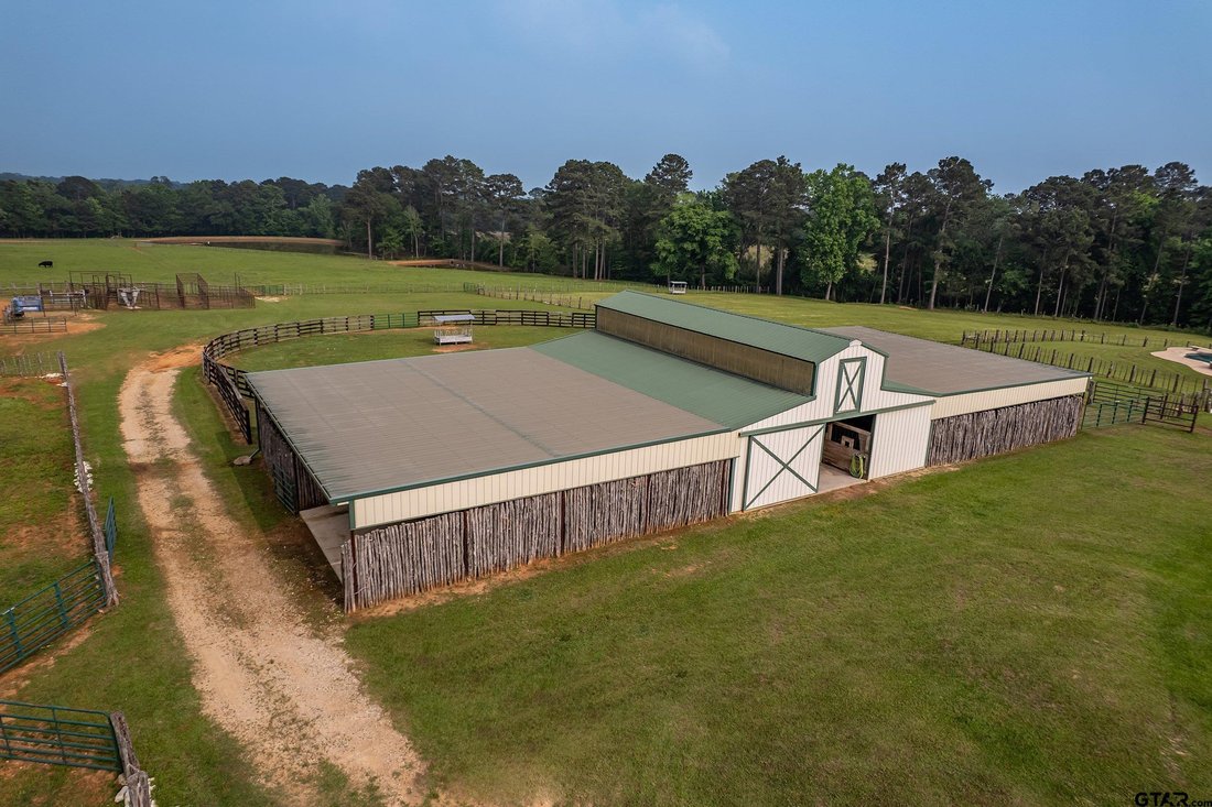 House in Troup, Texas, United States 4 - 17818214