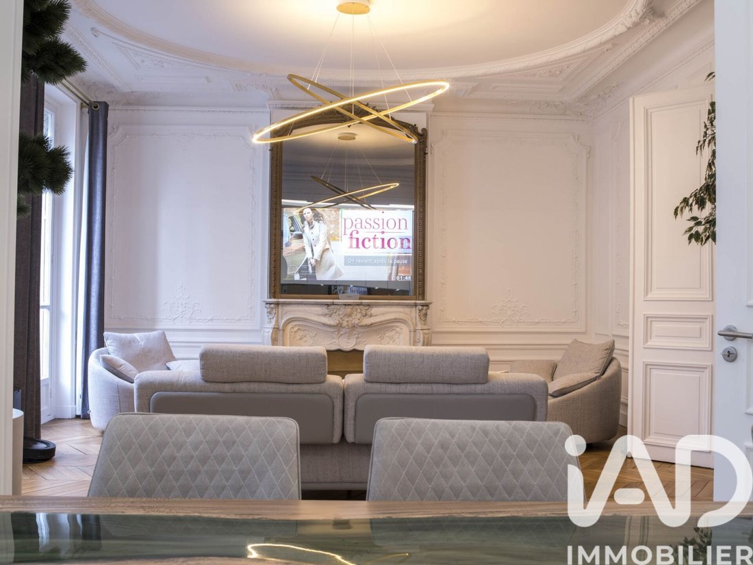 Apartment in Saint Vincent de Paul-Lariboisière, Paris 10e Arrondissement, Paris 5 - 17823800
