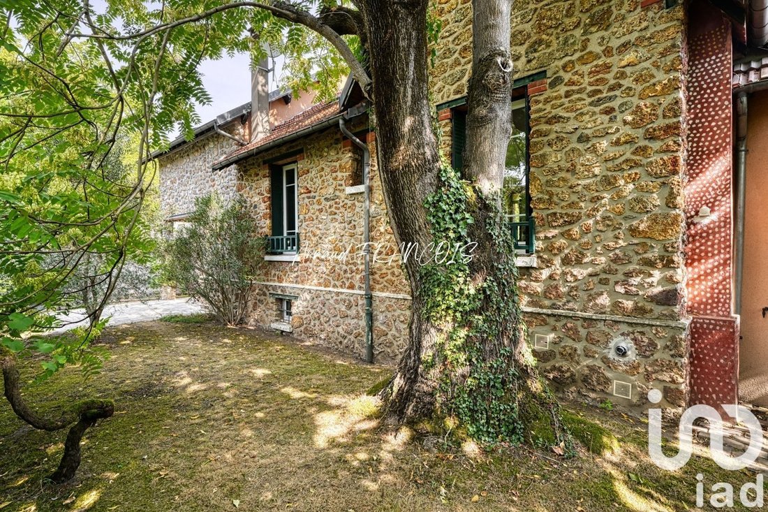 House in Le Vésinet, Ile-de-France, France 4 - 17818975