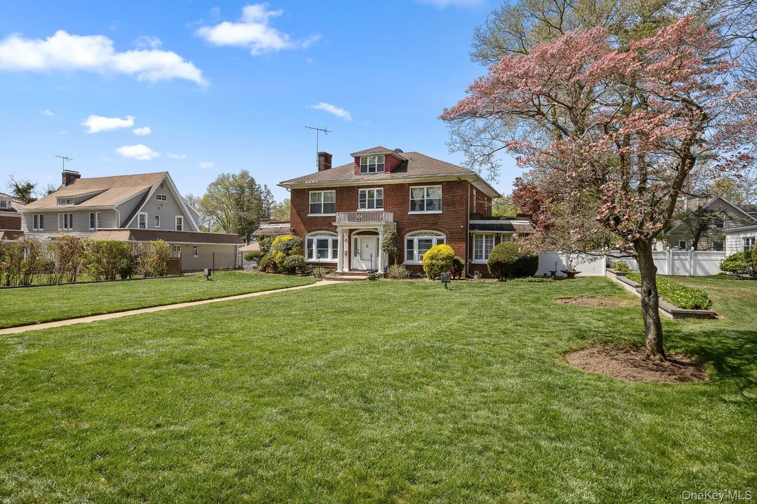 House in Hempstead, New York, United States 5 - 17822540