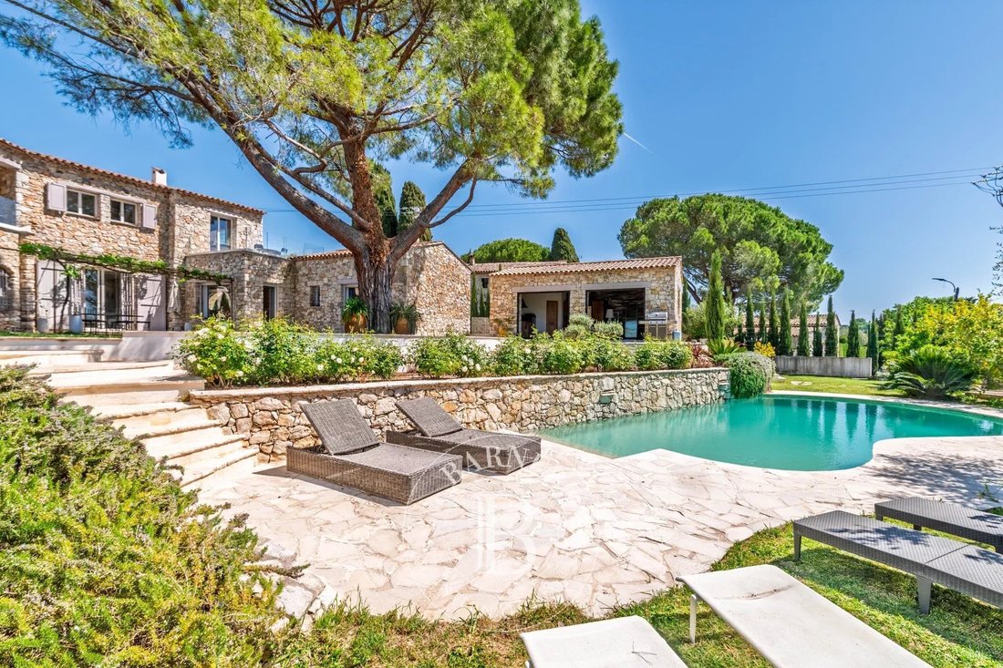 Villa in Quartiers Est les Salettes-Les Campons, La Colle-sur-Loup, France 1 - 17833195