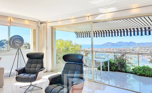 Apartamento en Collines, Le Cannet, Francia 1