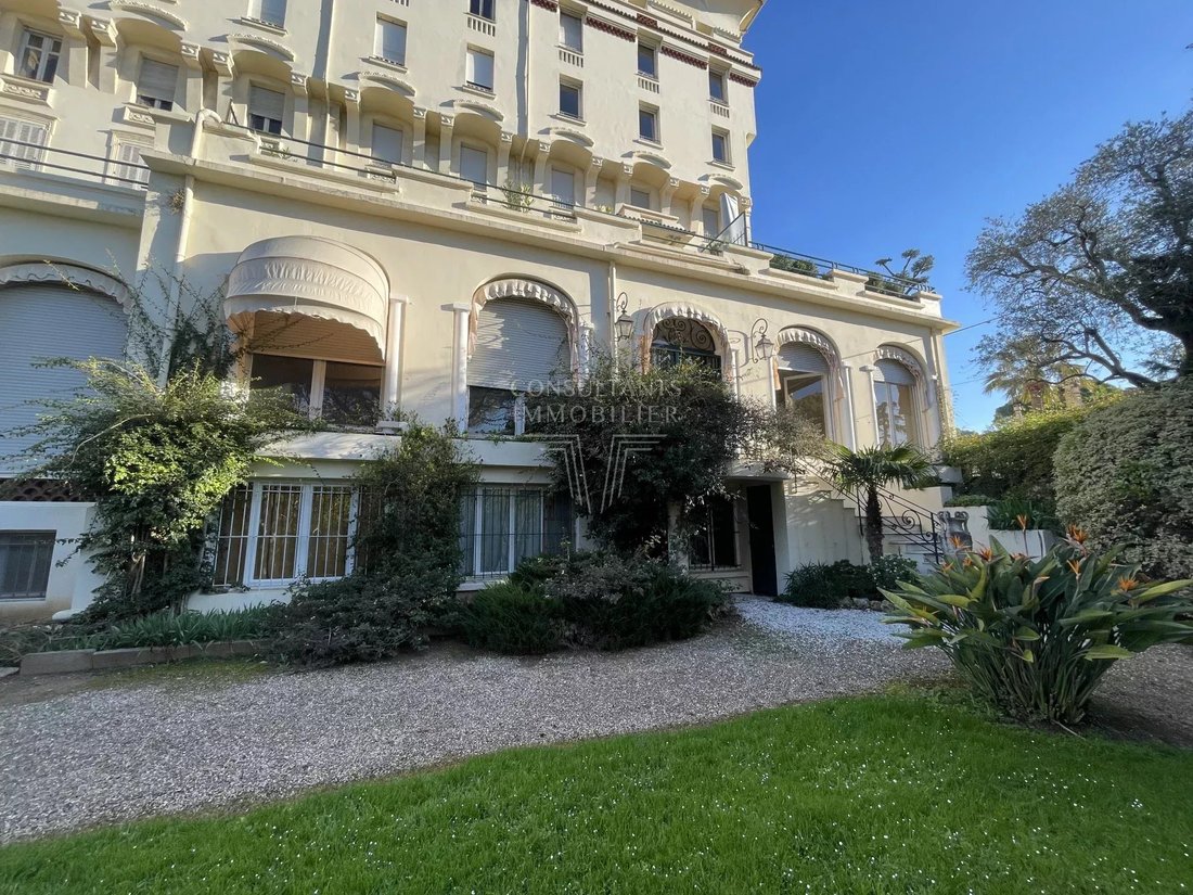 Apartment in Cannes, Provence-Alpes-Côte d'Azur, France 2 - 13947493