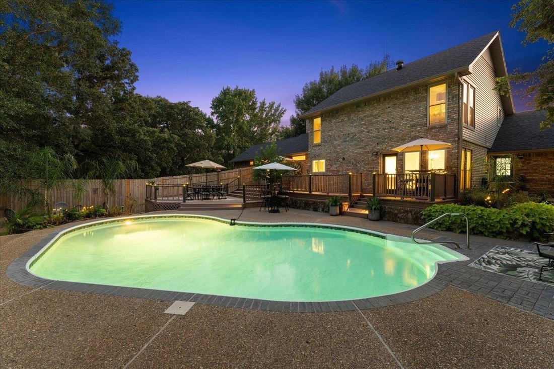 House in Gladewater, Texas, United States 2 - 17815999