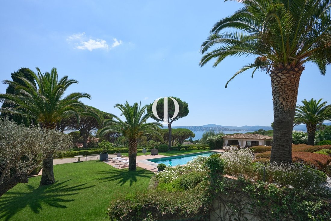 House in Grimaud, Provence-Alpes-Côte d'Azur, France 4 - 17820360