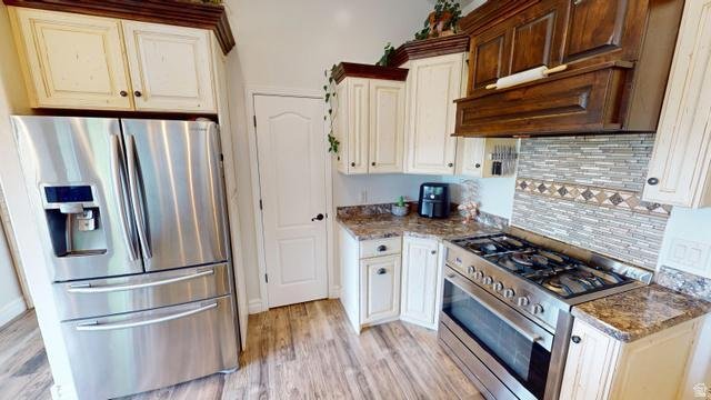 House in Neola, Utah, United States 4 - 17821703