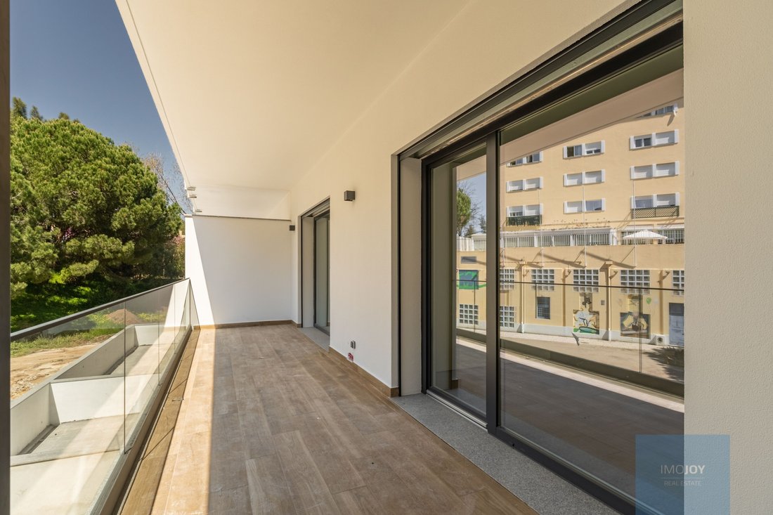 Apartment in Paco de Arcos, Lisbon, Portugal 1 - 17248063
