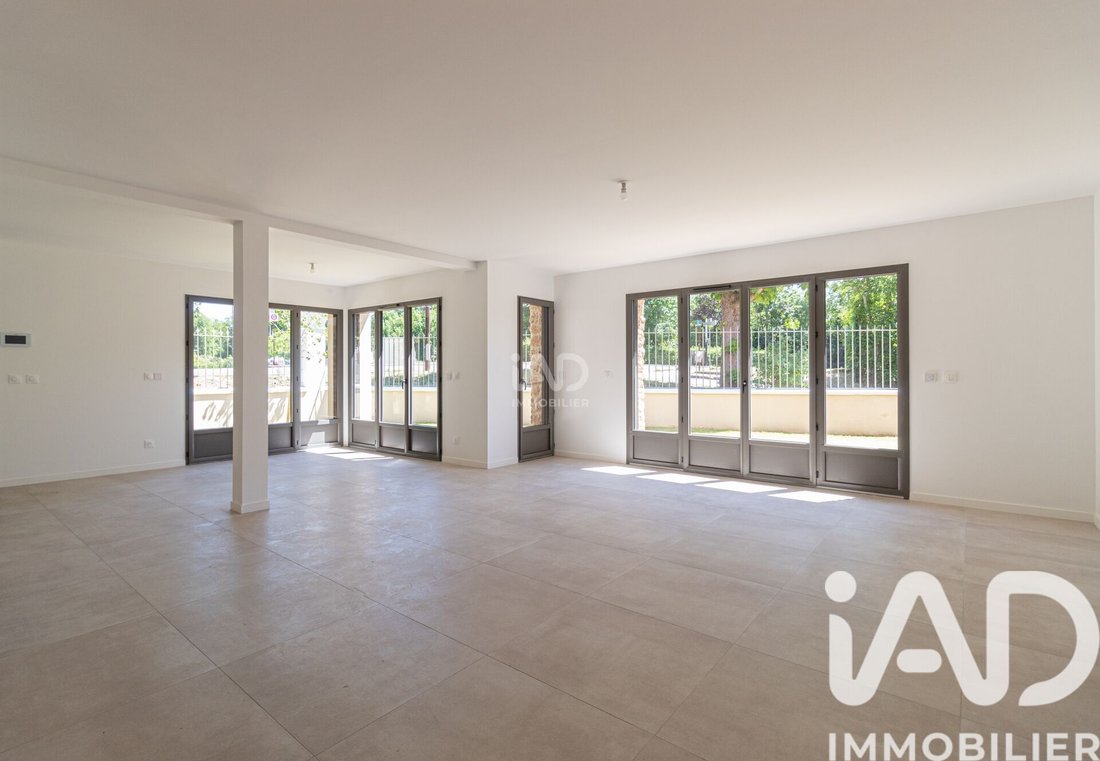 House in Saint-Cloud, Ile-de-France, France 2 - 17823896