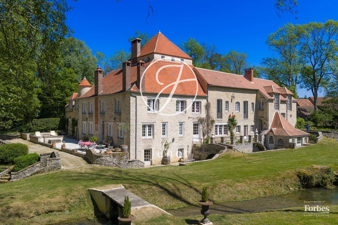 Estate in Vézelay, Bourgogne – Franche-Comté, France 5 - 17676571