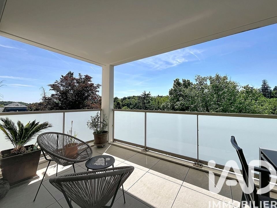 Apartment in Charbonnieres-les-Bains, Auvergne-Rhône-Alpes, France 1 - 16456999