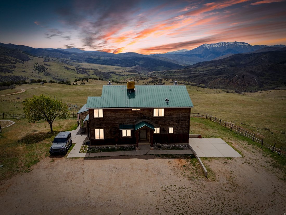House in Springville, Utah, United States 4 - 17825396