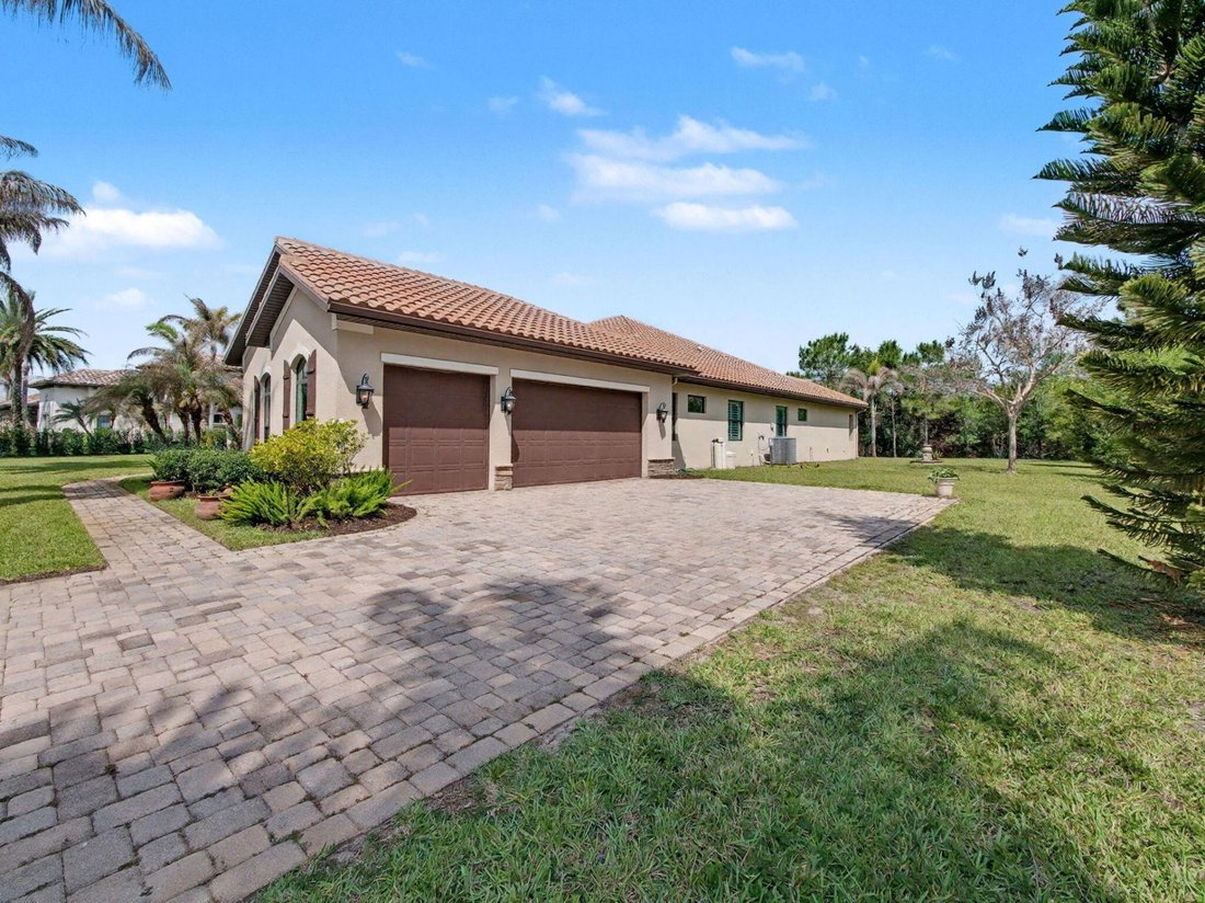 House in Palm City, Florida, United States 4 - 17831406