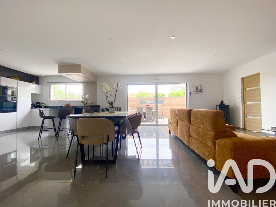House in Littoral Ouest, Talmont-Saint-Hilaire, France 3 - 17823023