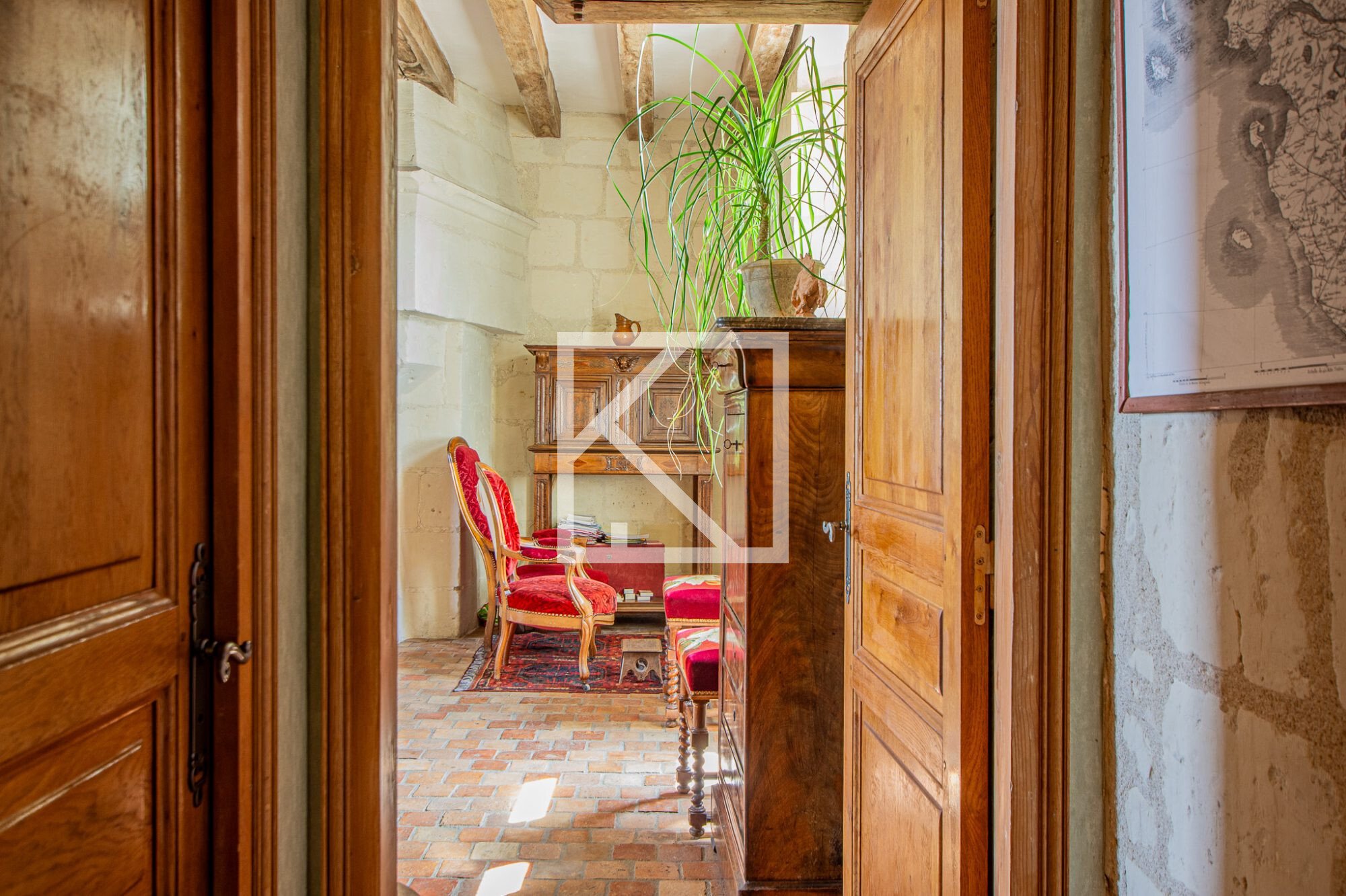 Manor For Sale, 7 Rooms Loire Authion 49250