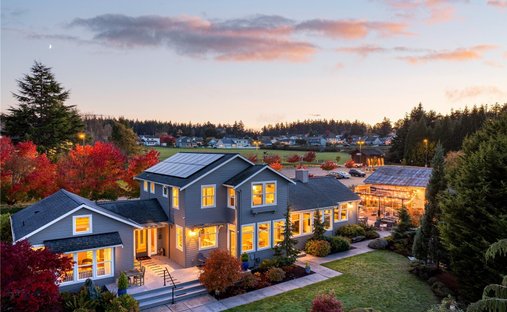 House in Coupeville, Washington, United States 1
