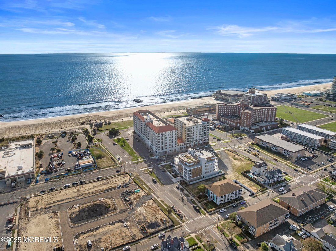 Condo in Asbury Park, New Jersey, United States 2 - 17816048
