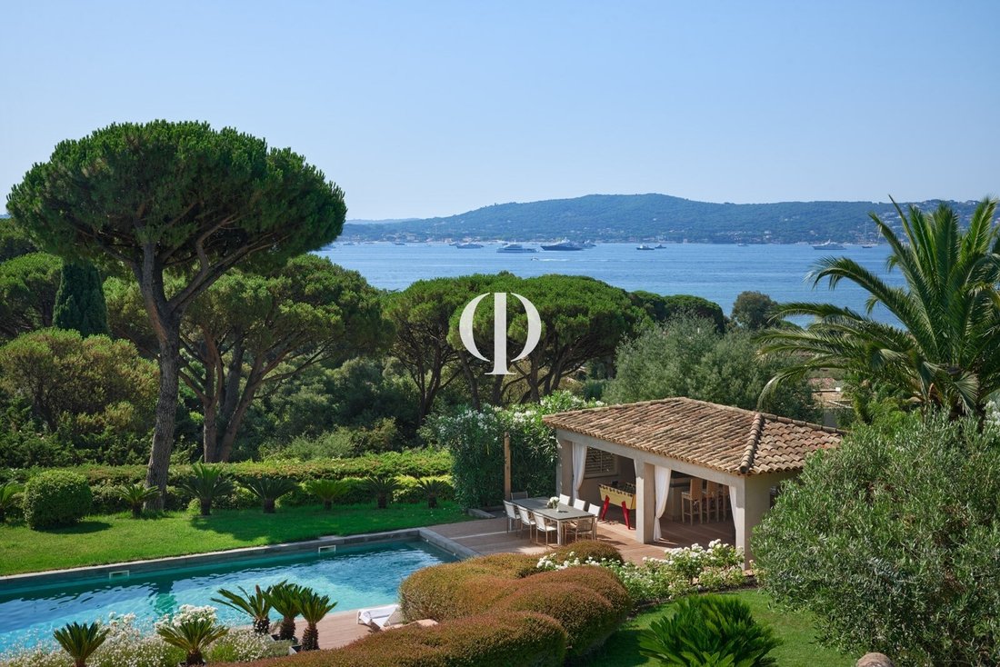 House in Grimaud, Provence-Alpes-Côte d'Azur, France 2 - 17820360
