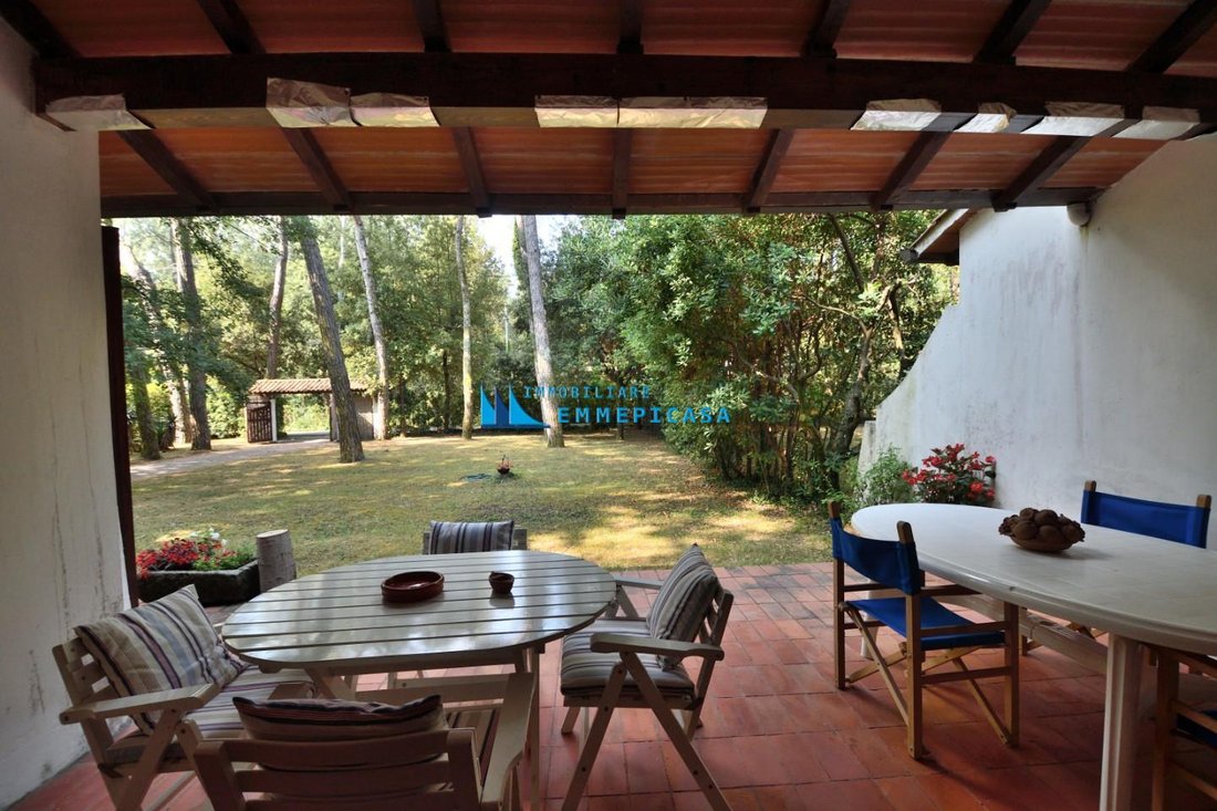 Country House in Ronchi, Massa, Italy 4 - 17834055