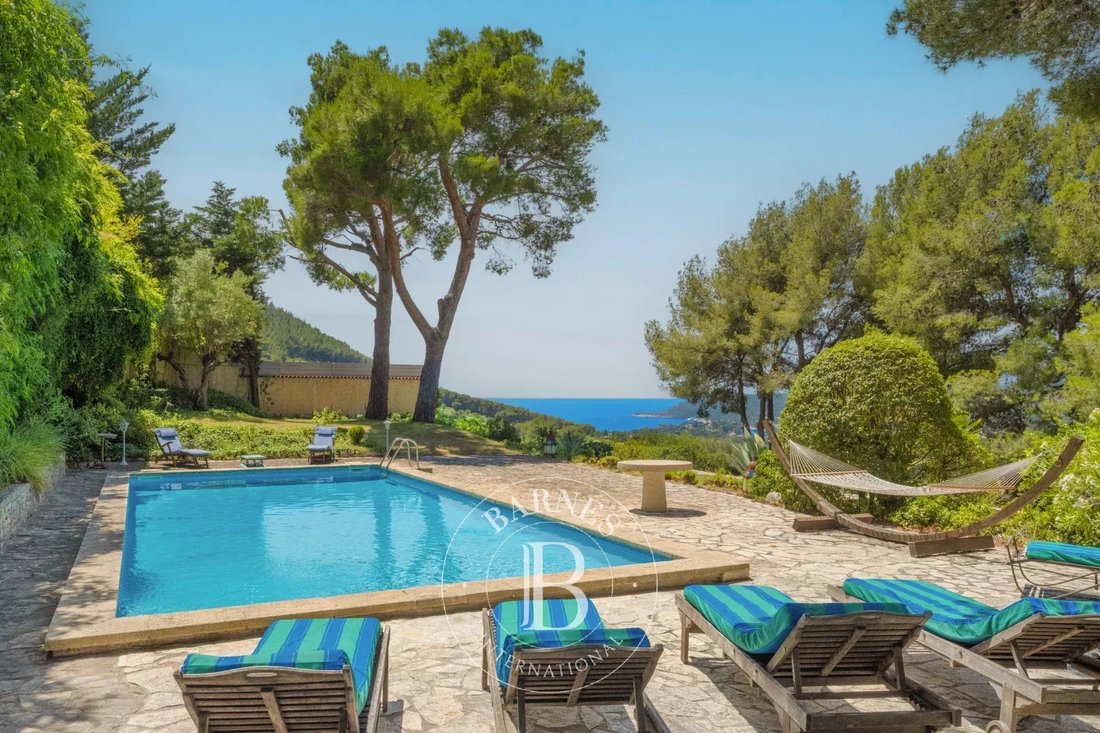 Estate in Peripherie, Cassis, France 4 - 12908667