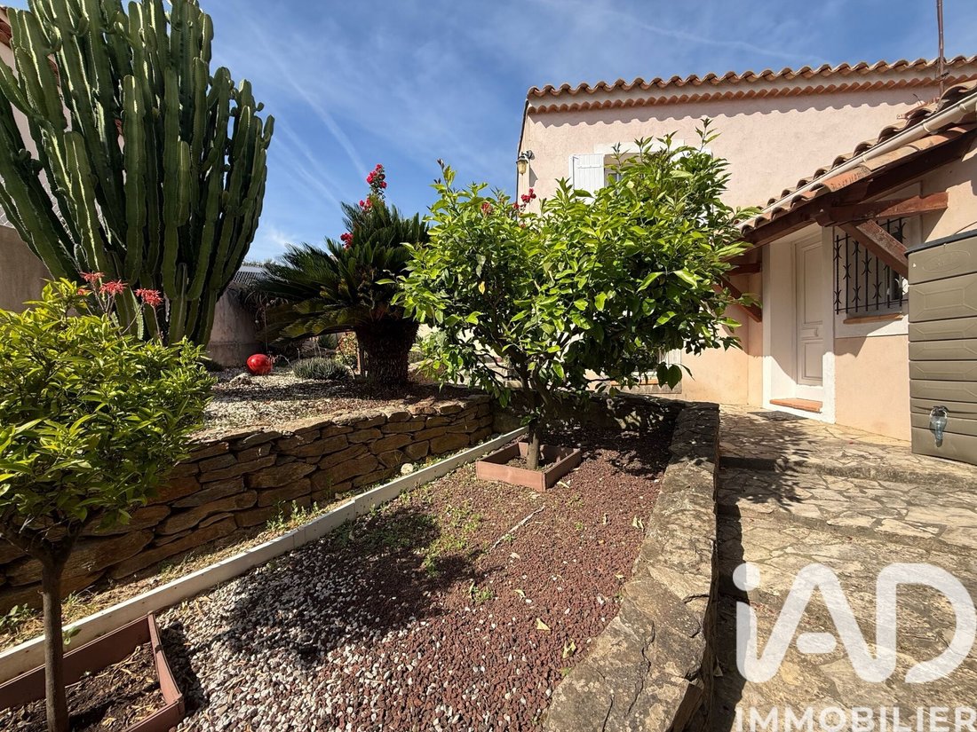 House in Hyeres, Provence-Alpes-Côte d'Azur, France 1 - 17823299