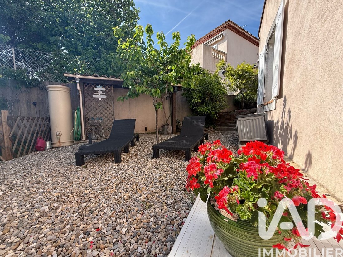 House in Hyeres, Provence-Alpes-Côte d'Azur, France 2 - 17823299