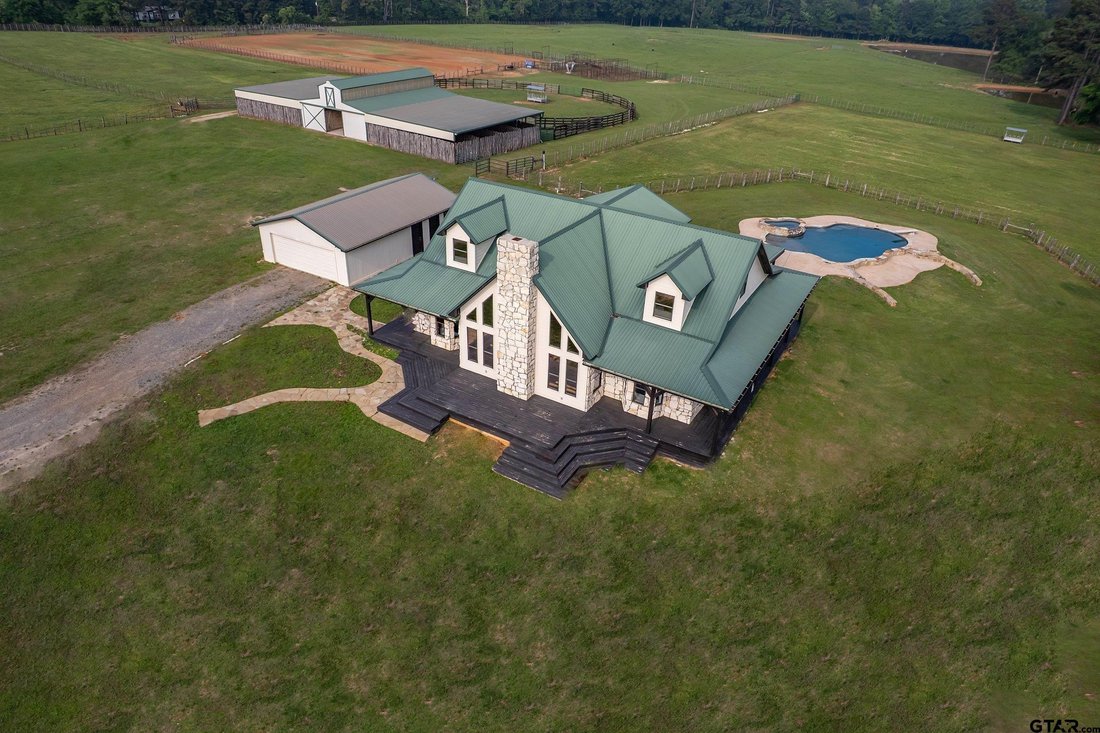 House in Troup, Texas, United States 1 - 17818214