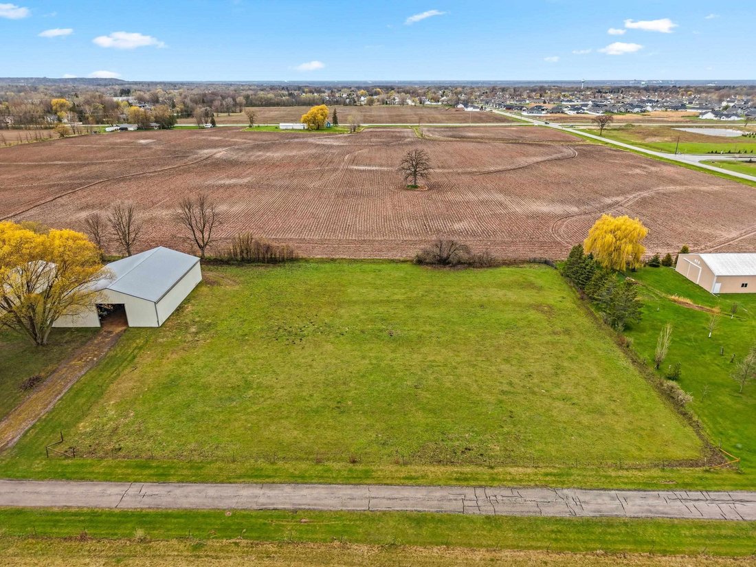 Land in Green Bay, Wisconsin, United States 3 - 17825470