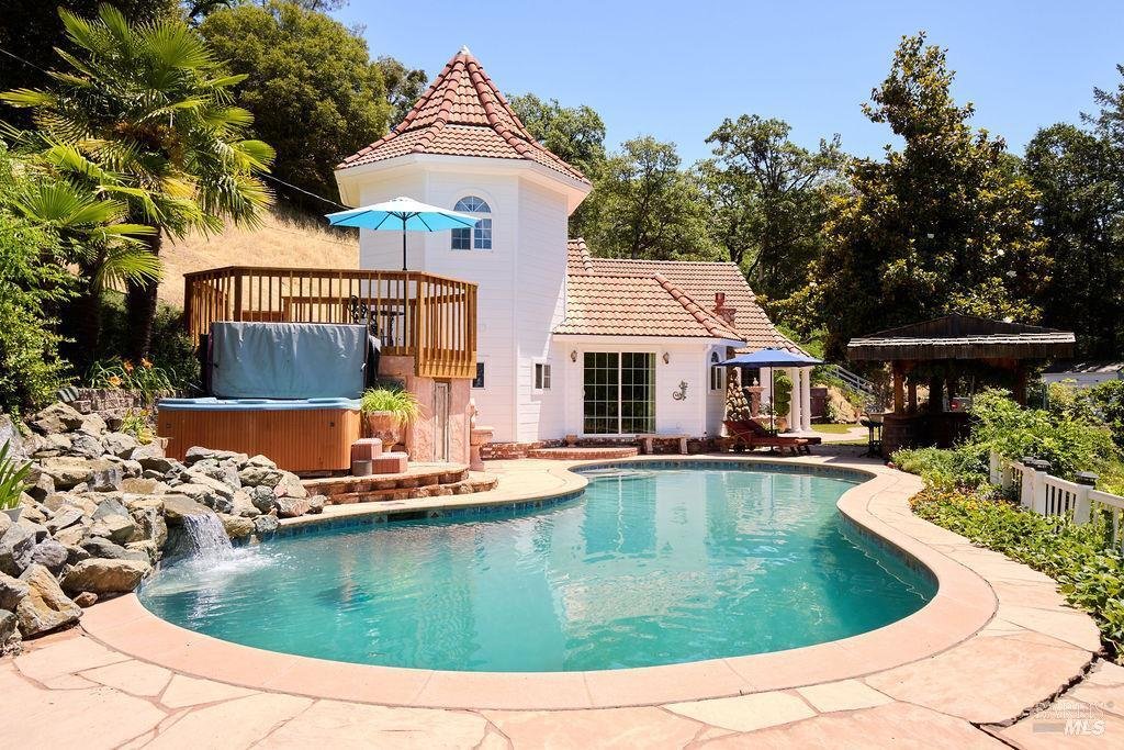 House in Redwood Valley, California, United States 3 - 17817788