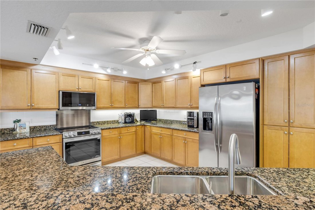 Condo in New Smyrna Beach, Florida, United States 3 - 17833880
