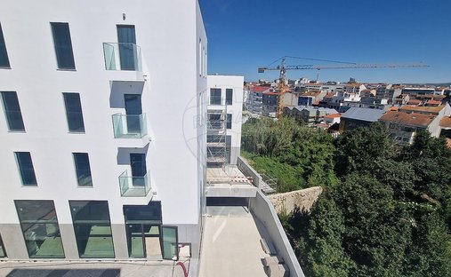 Apartment in Cedofeita, Santo Ildefonso, Se, Miragaia, Sao Nicolau e Vitoria, Porto District, Portugal 1