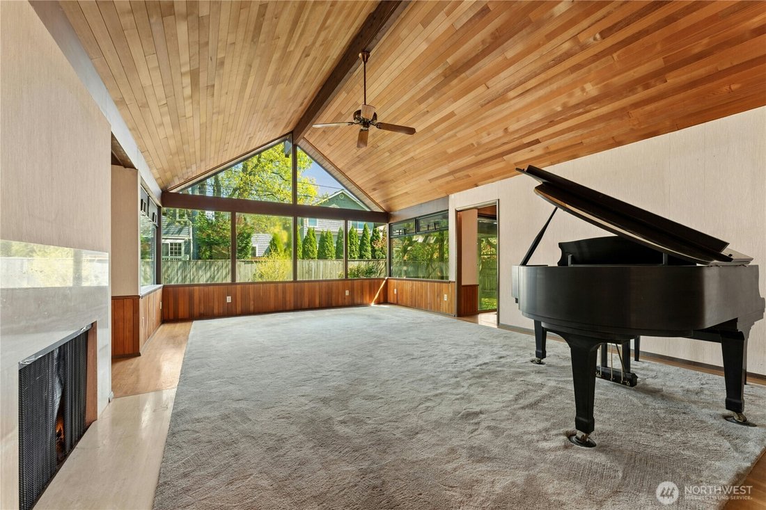 House in Seattle, Washington, United States 5 - 17825142