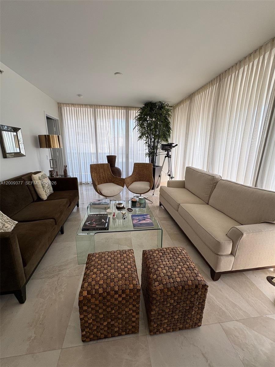 Condo in Miami Beach, Florida, United States 5 - 17826856