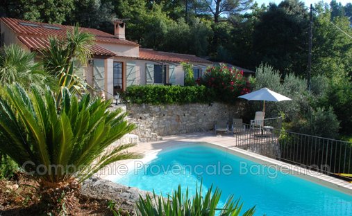 Villa en Bargemon, Provenza-Alpes-Costa Azul, Francia 1