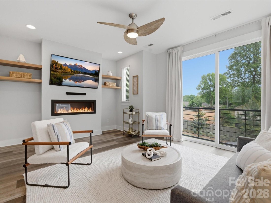 Townhouse in Charlotte, North Carolina, United States 1 - 17819104