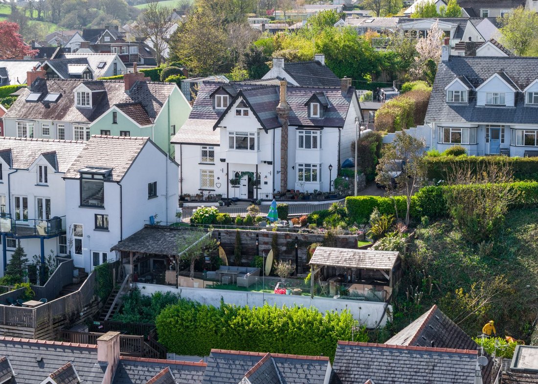 House in Saundersfoot, Wales 1 - 17832136