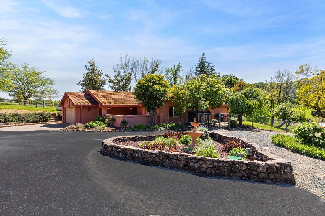 House in Grass Valley, California, United States 3 - 17829397