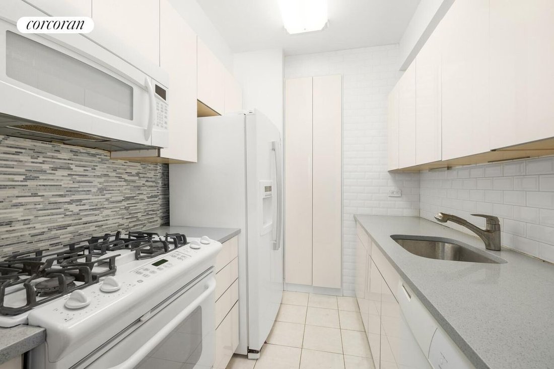 Co Op in New York, New York, United States 5 - 17821529