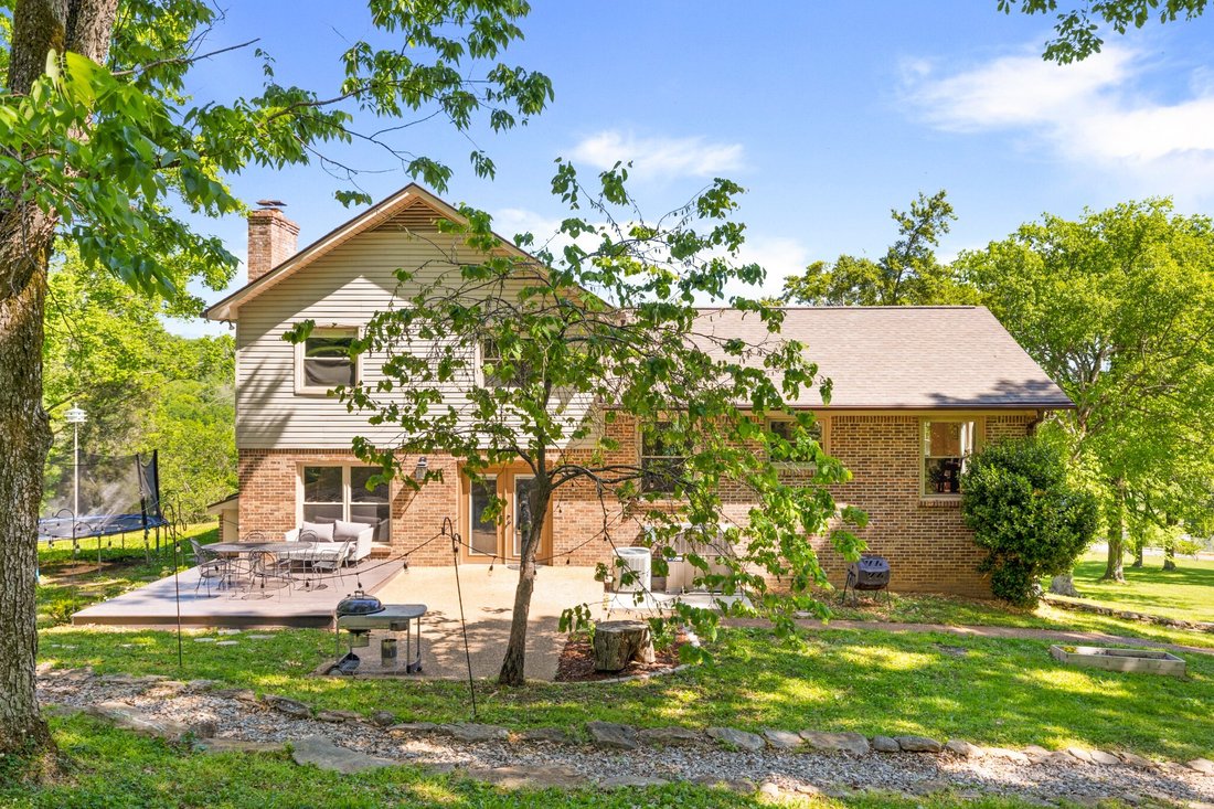 House in Mount Pleasant, Tennessee, United States 3 - 17816680