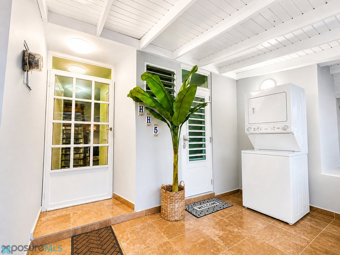Townhouse in Dorado, Dorado, Puerto Rico 5 - 17833153