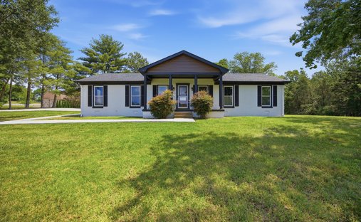 House in Thompson's Station, Tennessee, United States 1