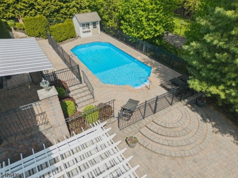 House in East Hanover, New Jersey, United States 3 - 17820928
