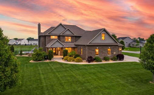 House in Crown Point, Indiana, United States 1