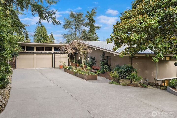 House in Medina, Washington, United States 2 - 17834907