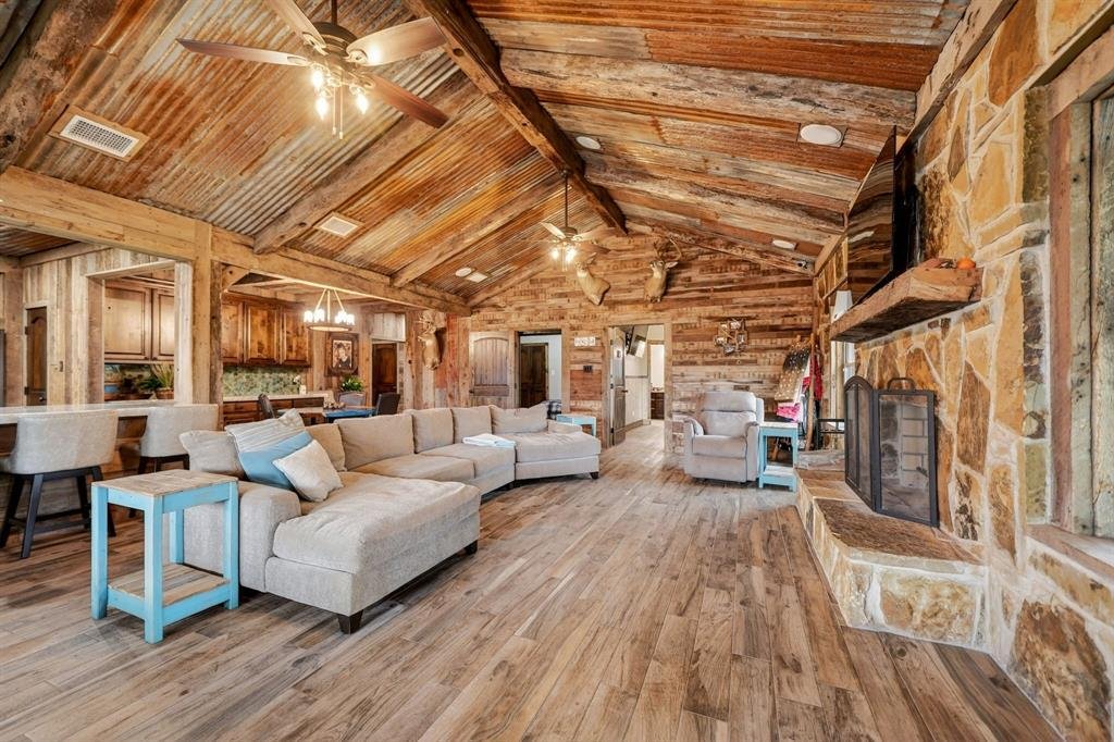 House in Poetry, Texas, United States 5 - 17828809
