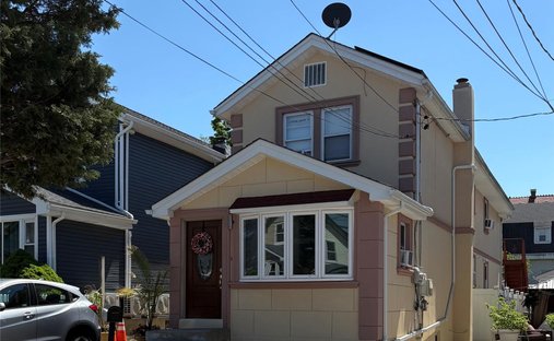 House in New York, New York, United States 1