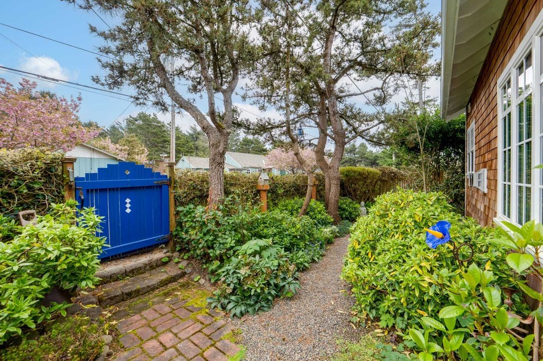 House in Cannon Beach, Oregon, United States 2 - 17820820