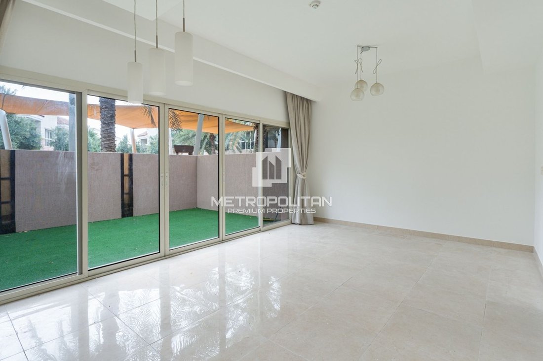 Townhouse in Jumeirah Golf Estates, Dubai, United Arab Emirates 3 - 17827532